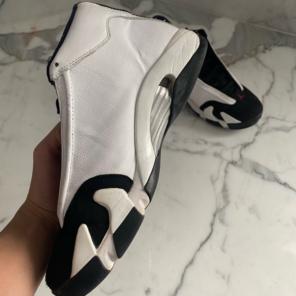 Jordan 14 Black Toe Size 10 - Picture 3 of 5